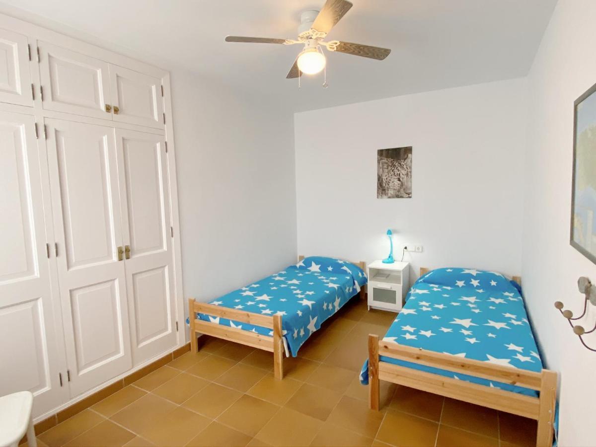Villa Elsie Arenal d'en Castell Buitenkant foto