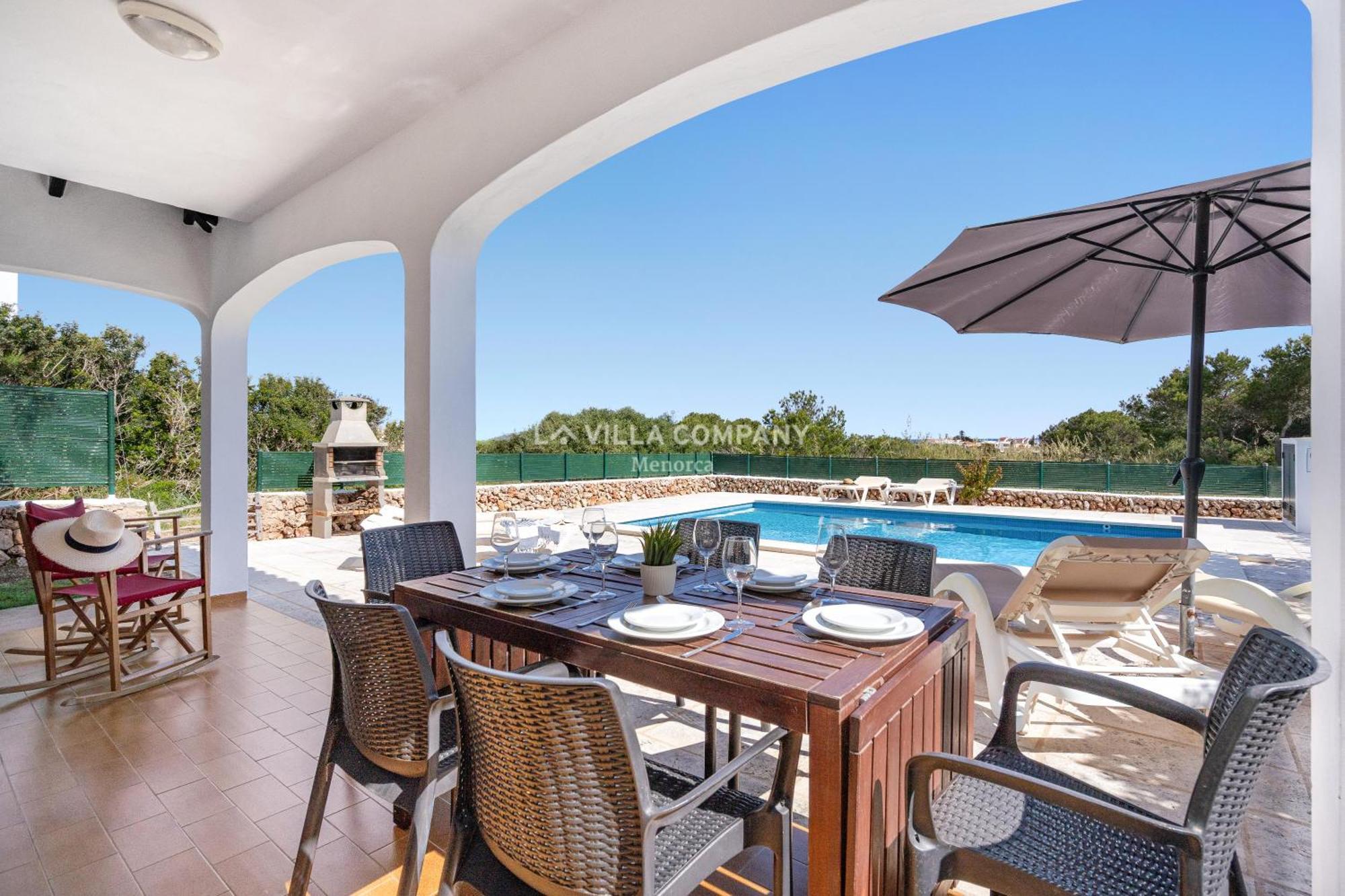 Villa Elsie Arenal d'en Castell Buitenkant foto
